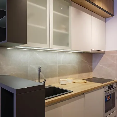 Tower Seven 아파트 *