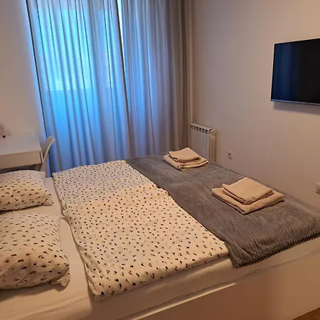 Apartment Tower Seven *